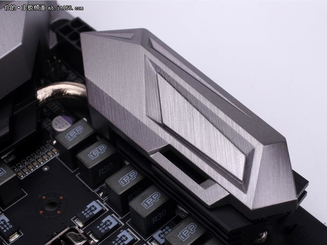 最强主板Z370完全曝光 配套8代酷睿上市