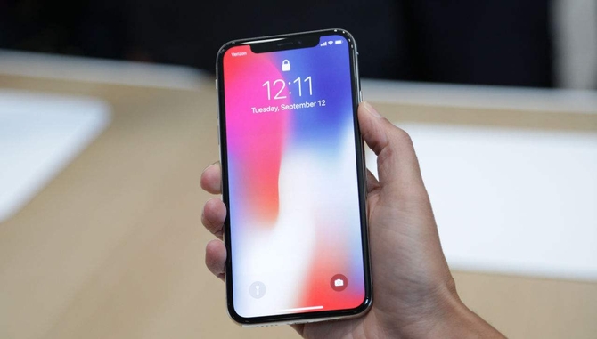 10月27日iPhone X开启预购 买到就是赚