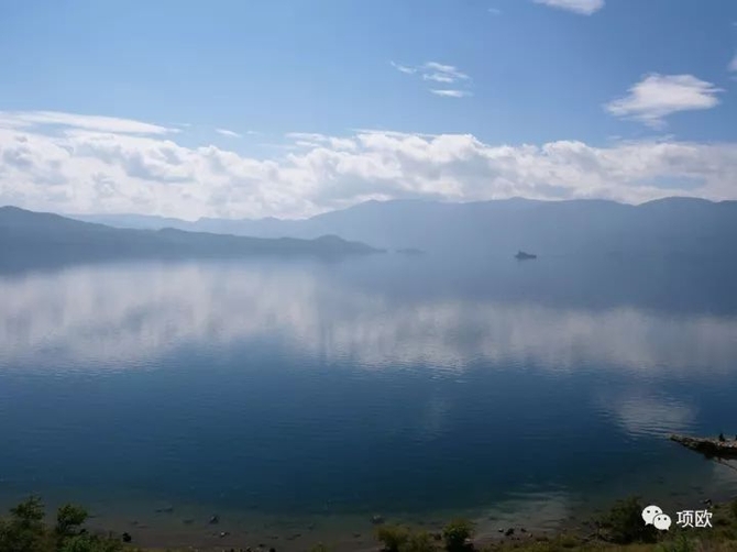 携松下GH5重返泸沽湖 项老板环湖骑行记