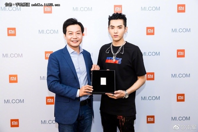 雷军送吴亦凡生日大礼 小米Note3限量版曝光-IT168 手机专区