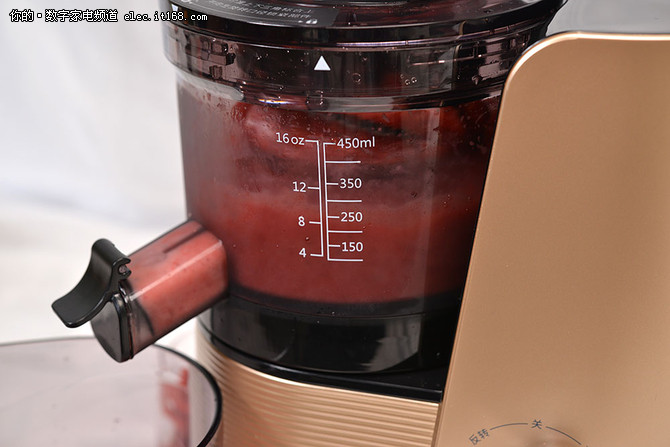 SKG A10原汁机试用：轻松搞掂水果冰沙