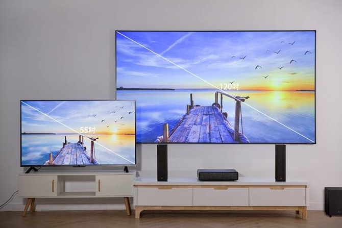 暴风激光电视体验评测:在家看个巨幕电影!