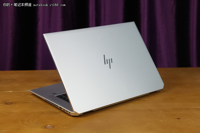 高性能轻薄本 惠普EliteBook 1050 G1评测