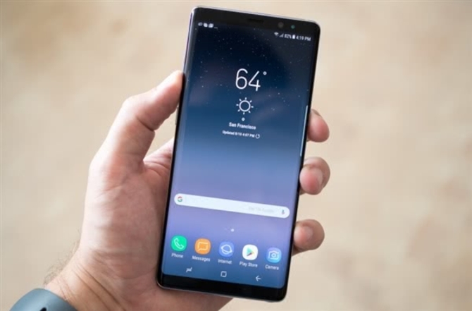 三星note9海报曝光金色spen引人瞩目