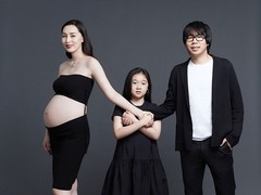 水木年华卢庚戌爱人孕期写真 女儿出镜