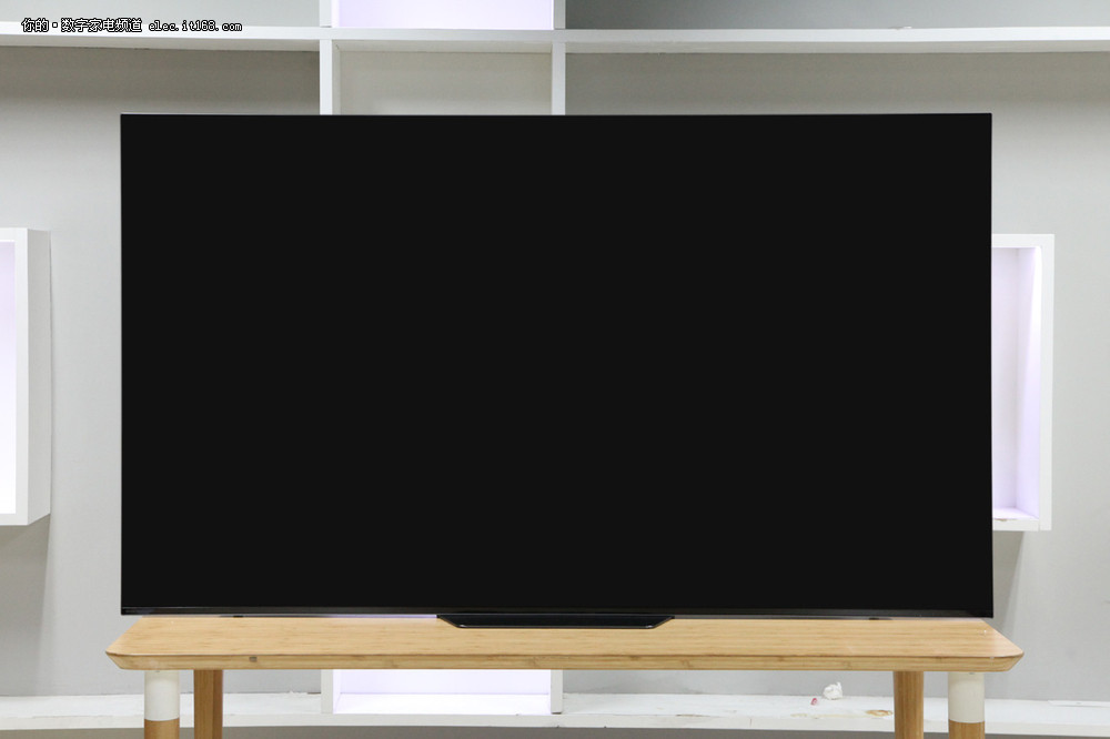 年度爆款OLED电视预定 索尼65A8F电视图赏