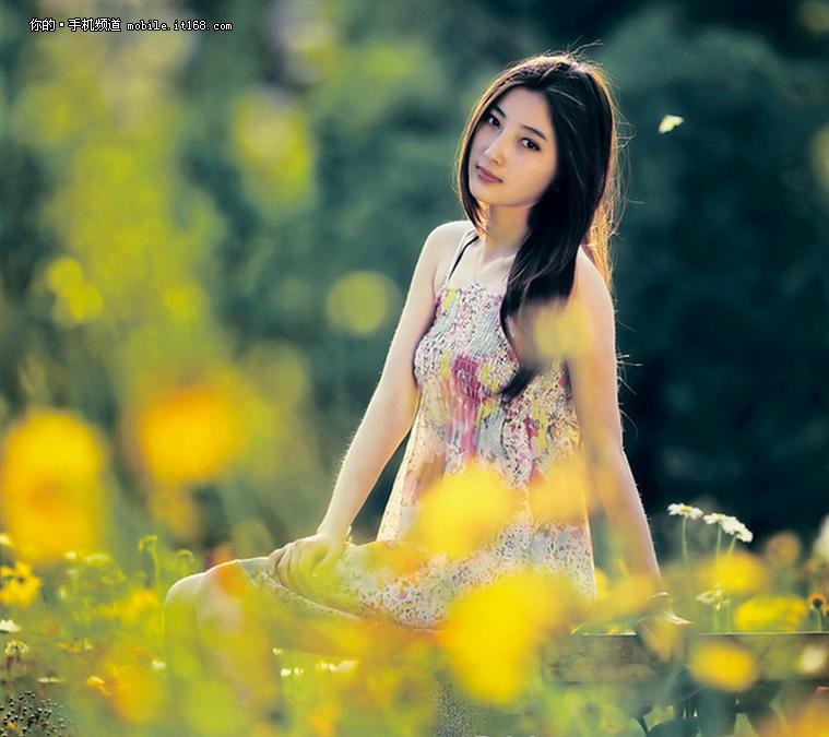 白嫩水灵纯真少女 安卓高清壁纸多图赏_IT168