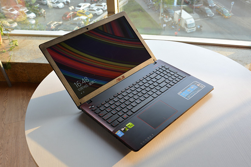 玛雅暗纹 华硕飞行堡垒FX50游戏本图赏