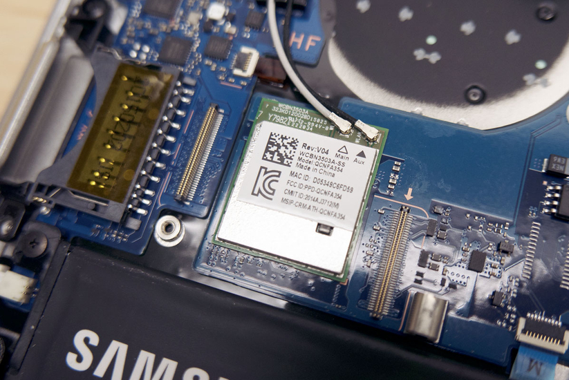 对比上一代 2016版三星Notebook 9拆机解析