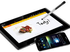 华硕发布MWC宣传片 新款PadFone将发布