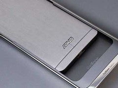 手机变平板 华硕Padfone Infinity评测