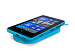 充电不用数据线 诺基亚无线充电板仅265