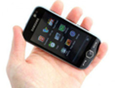 三星i8000热销 WM智能机皇2820元带回家