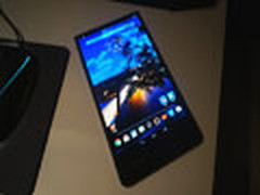 超薄平板现身CES 戴尔发布Venue 7000