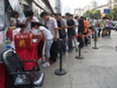 长沙华海广场5周年店庆特卖会火爆上演