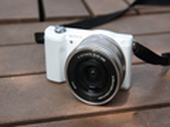 女神自拍新玩物 索尼A5000仅1998元