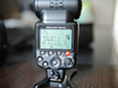 100次连续闪光 尼康发布SB-5000闪光灯