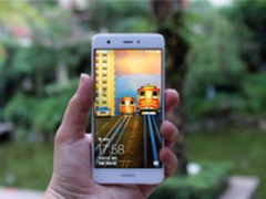 华为逆势而上 小屏nova受追捧