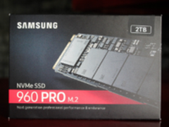 三星960系列固态硬盘 助您成就英雄梦！