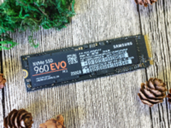 性价比无敌 三星960EVO 250GB SSD评测