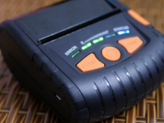 体验怎样开罚单 试玩佳博便携打印机