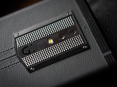 金立M2017又现黑科技:国内首款变焦双摄