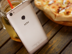 竟然有四个镜头 乐视X10配置曝光