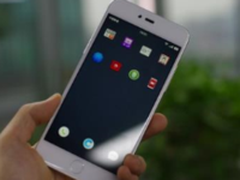 学生党新年换新机 必选有颜有肉的锤子