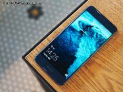 颜值担当历史最低价 荣耀8售价1939元