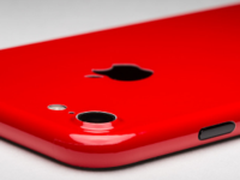 似曾相识的配色 iPhone7红色版3月发布