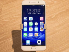 vivo家族亮相MWC2017 展现极致双摄实力