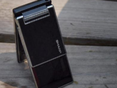 夏普回归 ? 细数当年追过的女神款手机