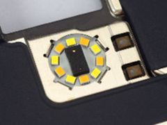 从无到有到环闪 看手机上闪光灯的发展