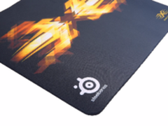 定价139元 赛睿发布Snake战队版鼠标垫