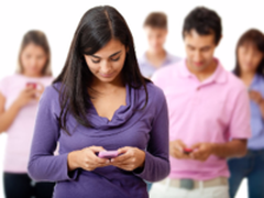 玩手机容易造成抑郁 女生更危险