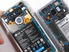 城会玩 老外把LG G6换成透明机身