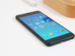 双屏双视界 被海信双屏手机A2征服