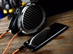 牛刀斩鸡 i-Rocks的8888元耳机体验报告