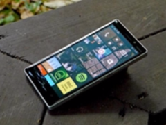 微软手机业务复苏 SurfaceMoblie要来了