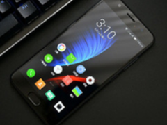 前后1300万柔光自拍 ivvi v3现货热销中