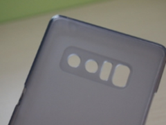 横排双摄/背部指纹 三星Galaxy Note 8外壳曝光
