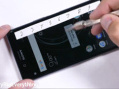 看着就心疼 索尼Xperia XZ Premium暴力测试