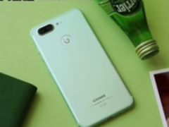 多彩四摄手机 金立S10樱草绿靛灰蓝预约开启