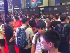 ChinaJoy2017华硕火爆全场 新品电竞显示器震撼亮相