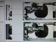 X光透视揭秘iPhone8内部结构 L型电池支持无线充电