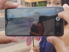 LG V30遭视频曝光 确认双摄+全面屏设计
