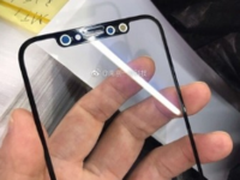 iPhone 8屏幕玻璃曝光 刘海设计超高屏占比