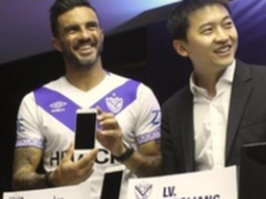 穿过那片蓝与白 中兴手机牵手阿根廷足球