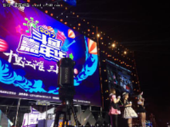 黑金城堡智能音箱体验：一块屏幕，一首歌，一份纯粹