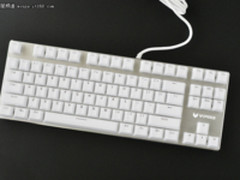 颜值即是正义 七夕她与雷柏V500S冰晶版机械键盘更配